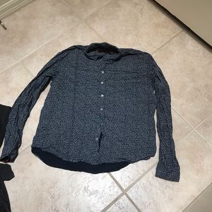 Nice little button down shirt